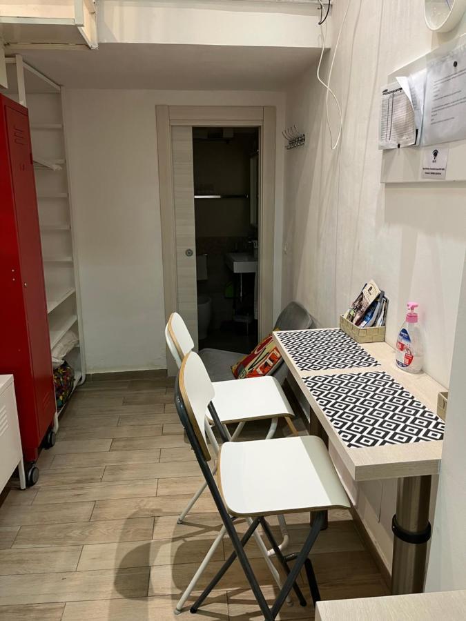 La Casina Di Lia In Via Dei Tribunali Неаполь Экстерьер фото